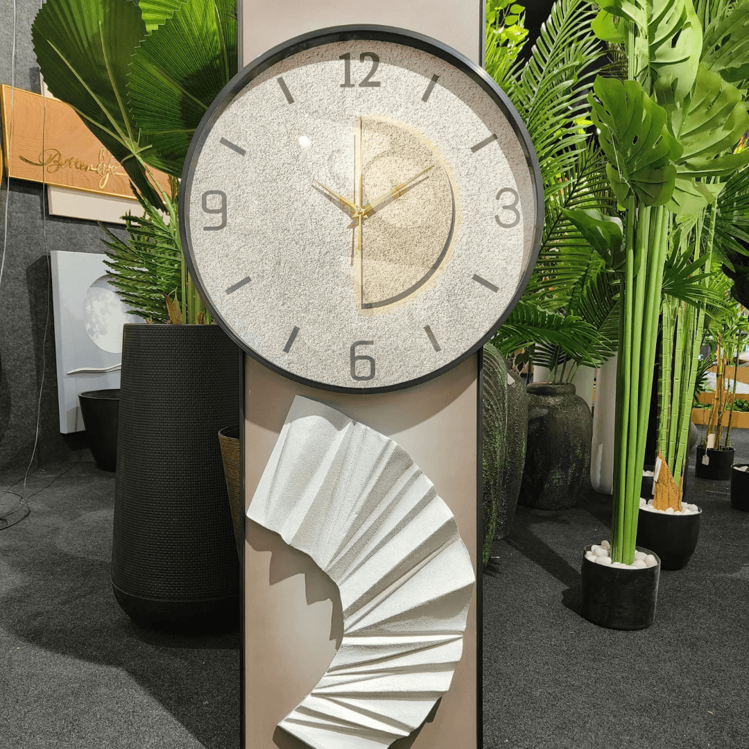 Fusion of Art & Clock Style 19